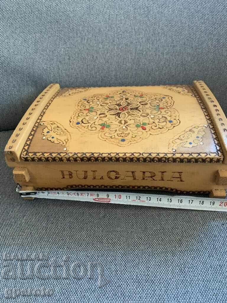 Auction  Bulgarian large wooden beautiful ethnic box-11