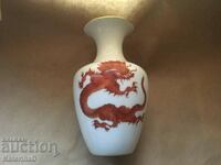 Meissen / Vase 1960 / Dragon pictat manual și motive florale