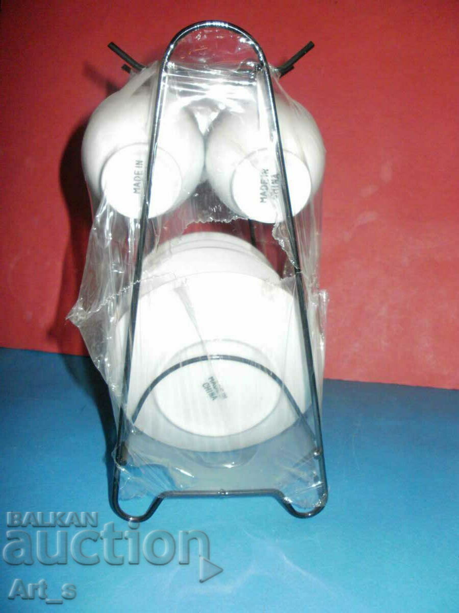 Delivery of Unused new china coffee set of 6 cups with saucers Delivery of Unused new china coffee set of 6 cups with saucers