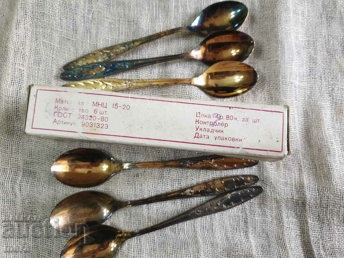 Delivery of Russian teaspoons with a double thread coating of silver and gold Delivery of Russian teaspoons with a double thread coating of silver and gold