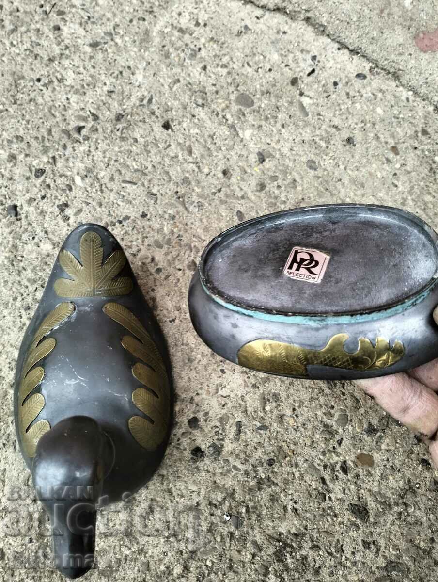 Калаена патица кутия с месингови орнаменти - 5 Калаена патица кутия с месингови орнаменти - 5