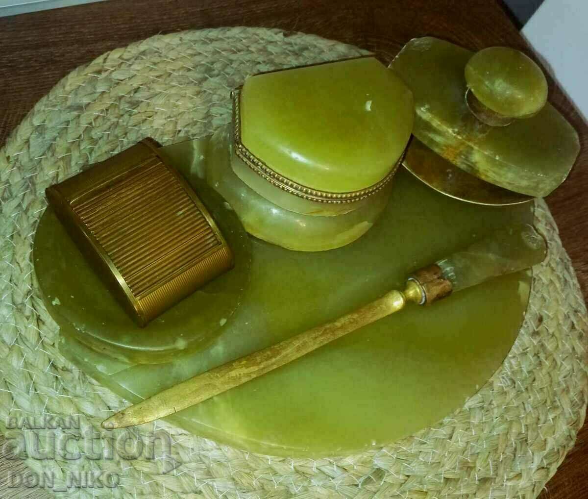 Green Onyx Inkwell, with price 185.00 BGN | € 94.59 Green Onyx Inkwell, with price 185.00 BGN | € 94.59