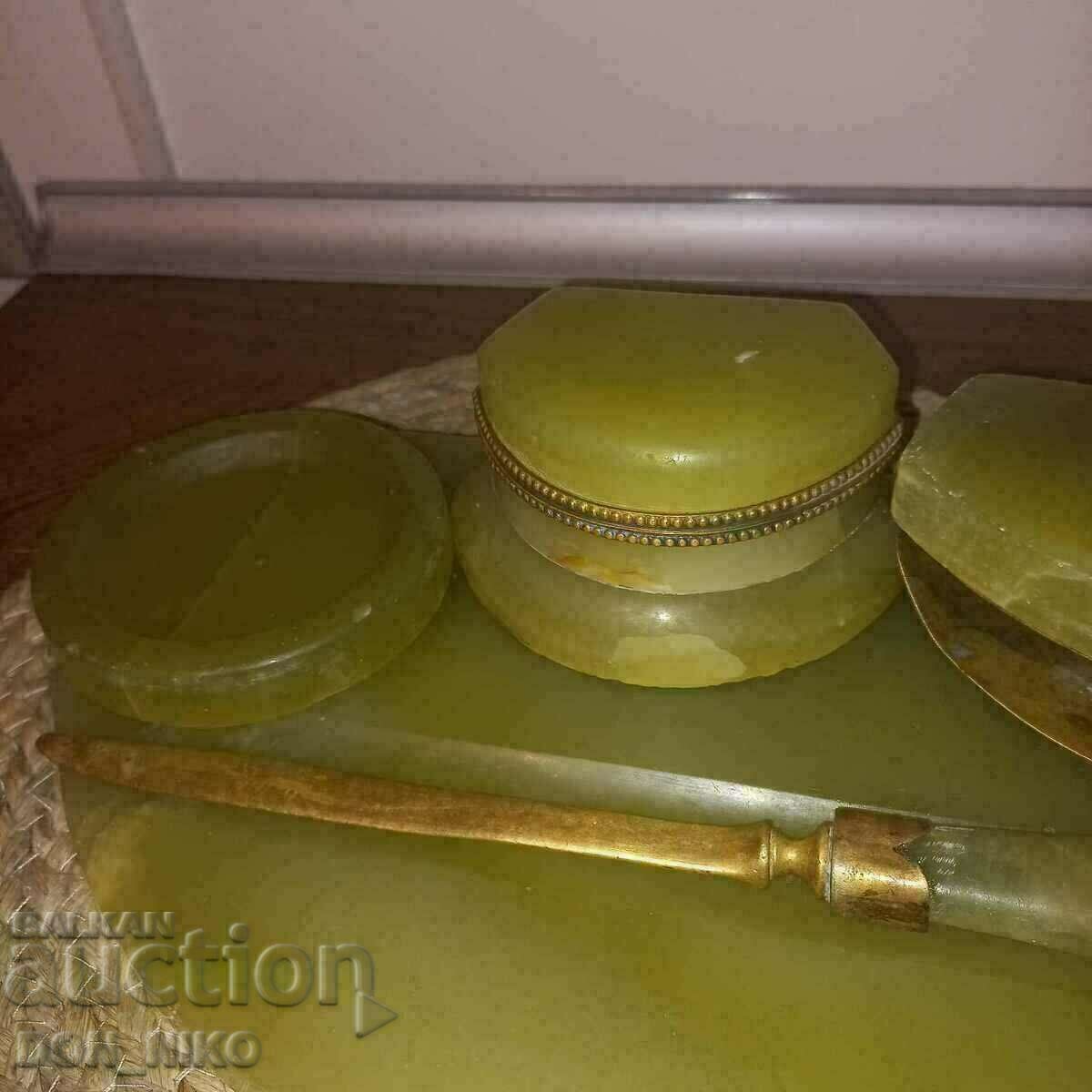 Green Onyx Inkwell, - 6 Green Onyx Inkwell, - 6