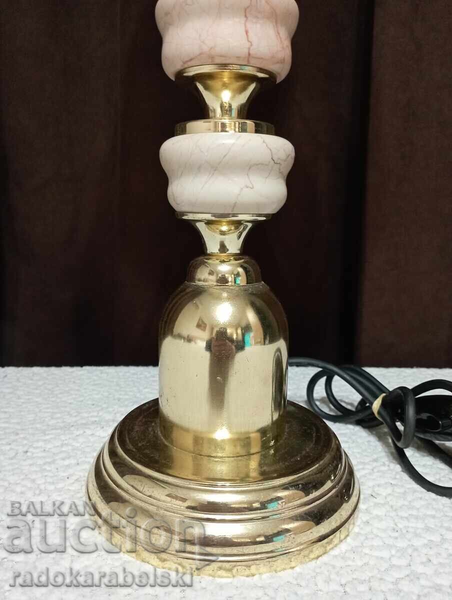 O lampă antică mare și frumoasă cu preț € 61.30 | 119.89 BGN