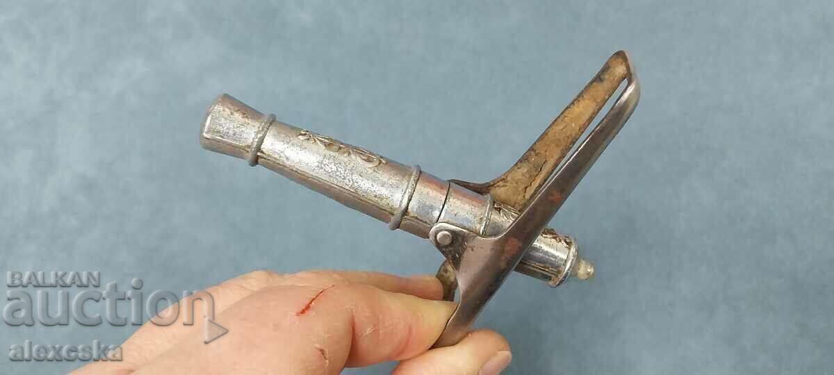 Δημοπρασία Old Opener - "Cannon" Δημοπρασία Old Opener - "Cannon"