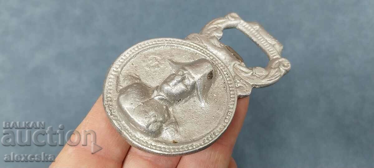 Ένα παλιό ανοιχτήρι μπουκαλιών με τιμή 13.00 BGN | € 6.65 Ένα παλιό ανοιχτήρι μπουκαλιών με τιμή 13.00 BGN | € 6.65