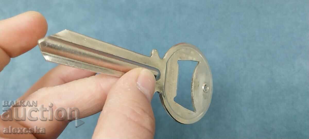 Collector's opener - "Key" - 7 Collector's opener - "Key" - 7