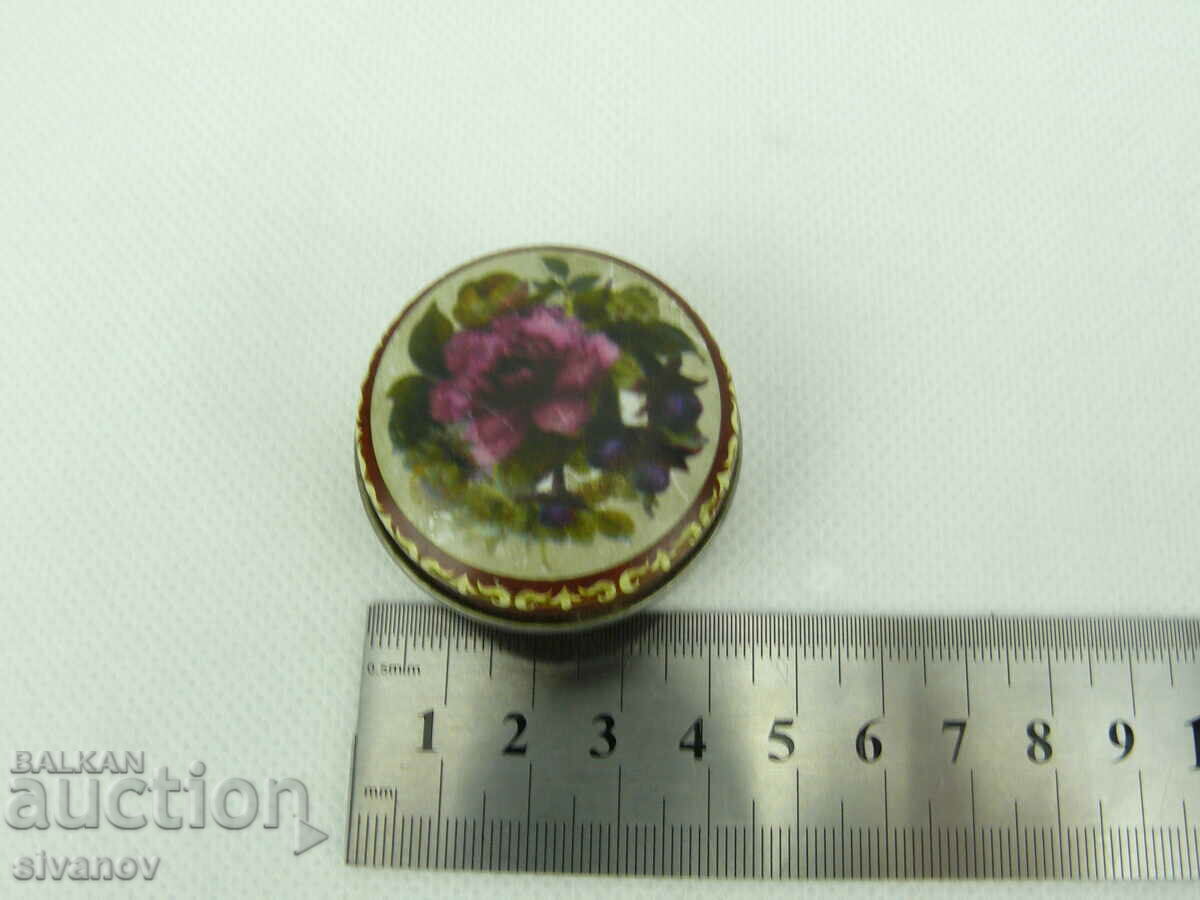 Vintage Small Tin Metal Box #2256 - 6 Vintage Small Tin Metal Box #2256 - 6