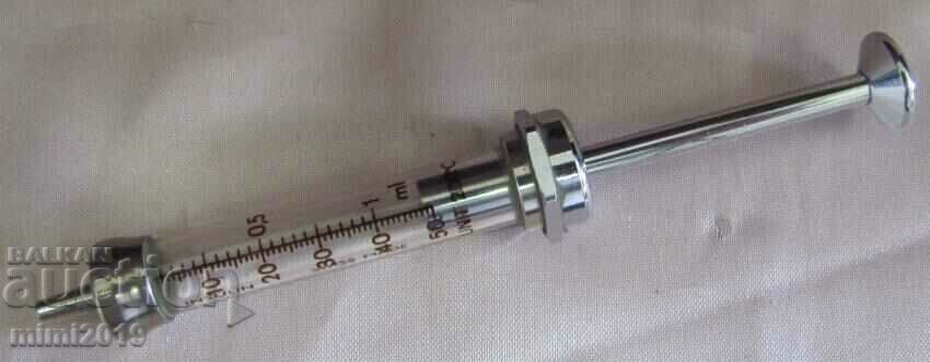 Auction Screw Glass Syringe Auction Screw Glass Syringe
