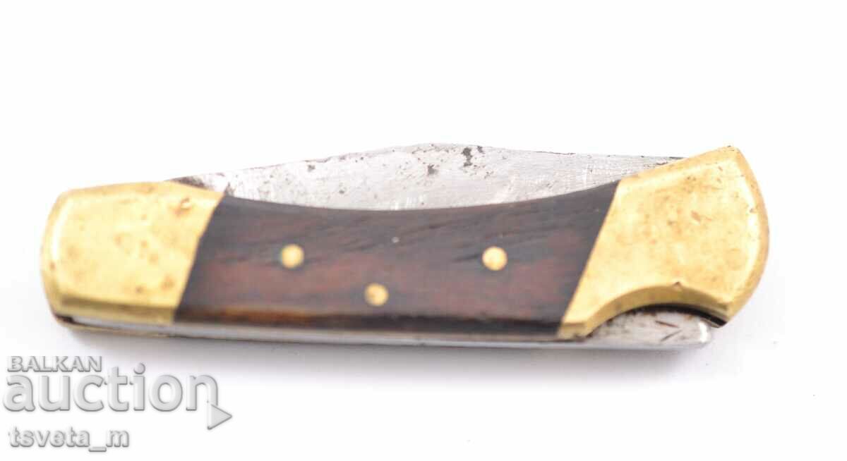 Automatic pocket knife with price 6.00 BGN | € 3.07 Automatic pocket knife with price 6.00 BGN | € 3.07