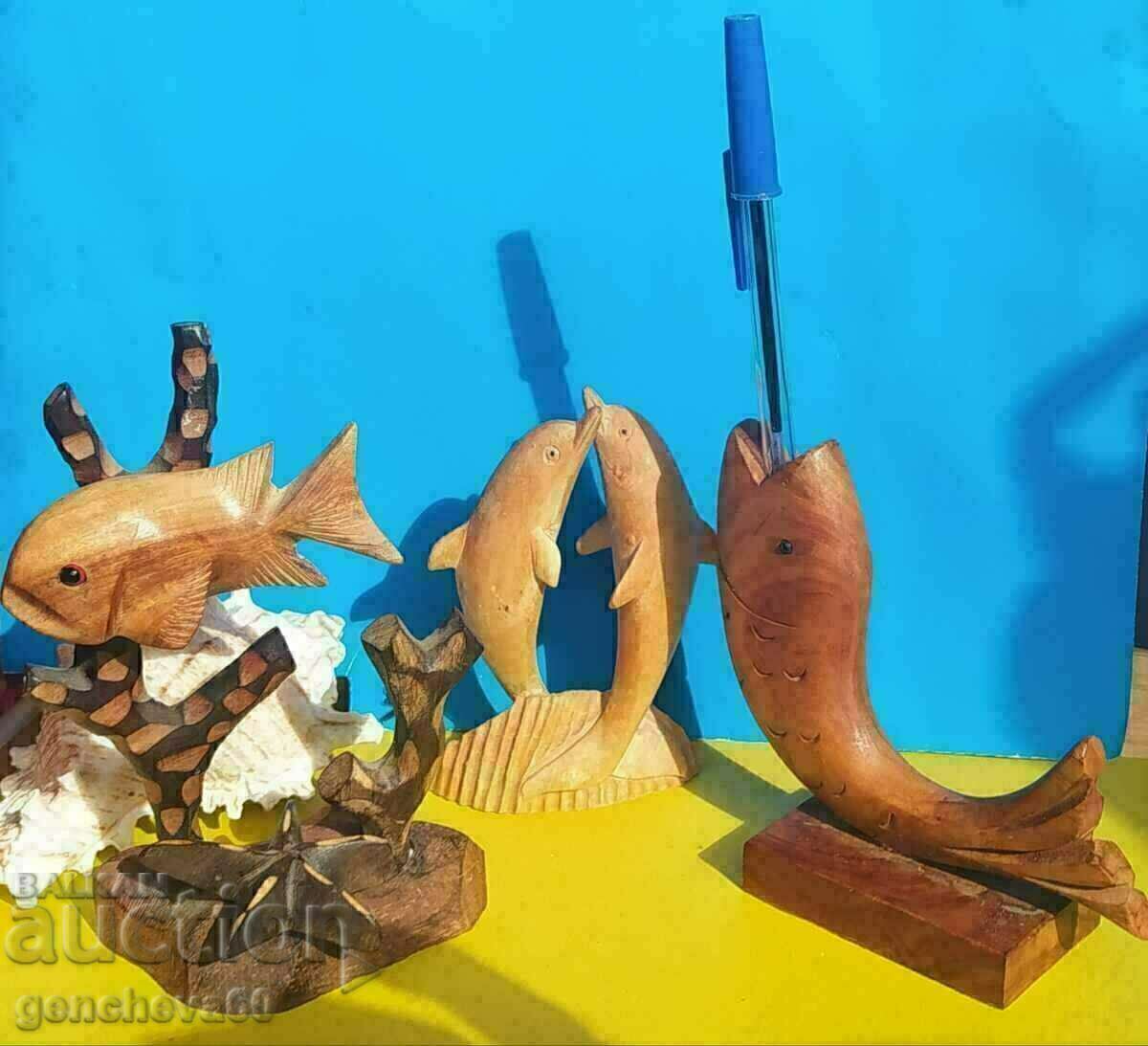 Lot of carved wooden fish figures for decoration Lot of carved wooden fish figures for decoration