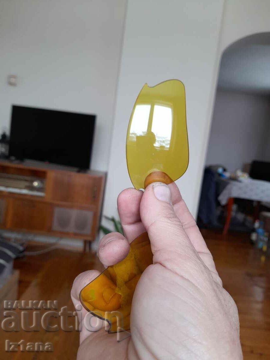 Old sunglass lenses - 5 Old sunglass lenses - 5