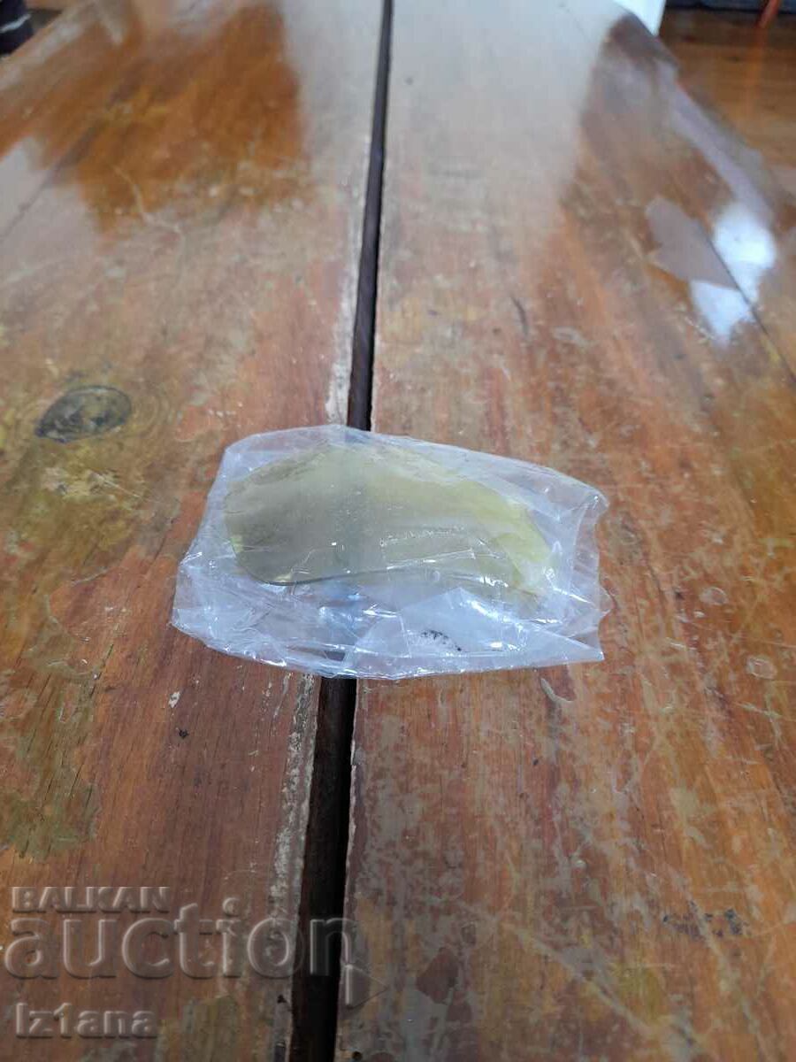 Old sunglass lenses Old sunglass lenses