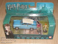 1/43 Corgi Mr. Weasley's Ford Anglia with Harry Potter