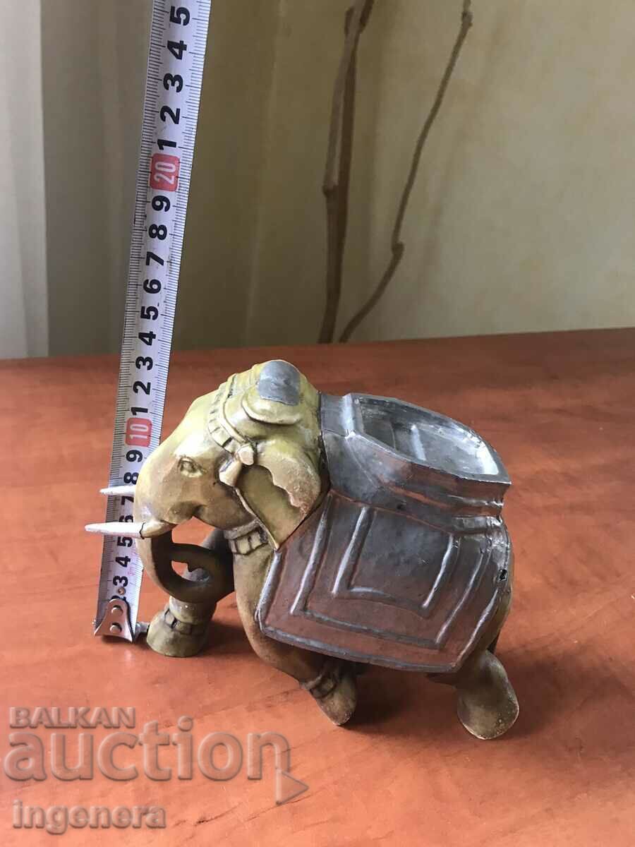 Delivery of ELEPHANT FIGURE SCULPTURE MASSIVE AND HEAVY FORGED METAL Delivery of ELEPHANT FIGURE SCULPTURE MASSIVE AND HEAVY FORGED METAL