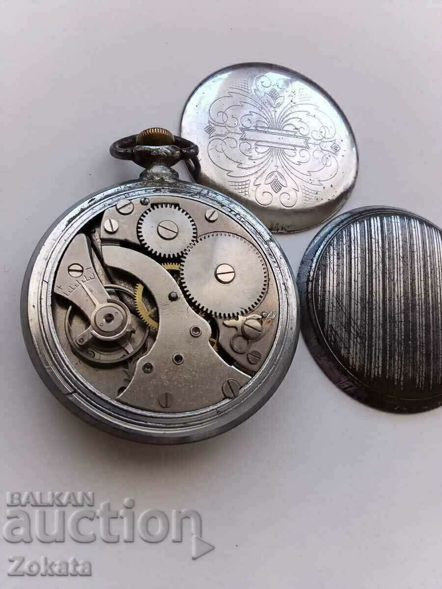 Delivery of Clock. Delivery of Clock.