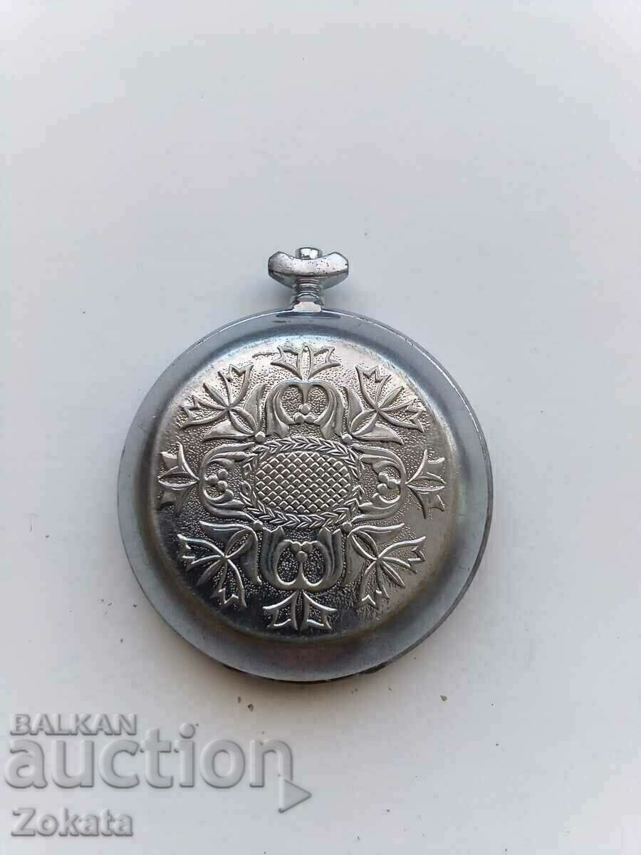 Clock. with price € 10.23 | 20.01 BGN