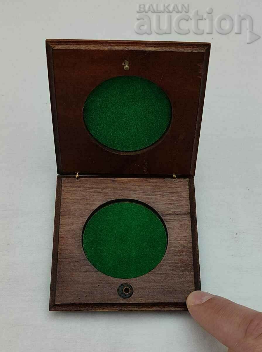 Auction BNB WOODEN COIN BOX WITH BANK LOGO Auction BNB WOODEN COIN BOX WITH BANK LOGO