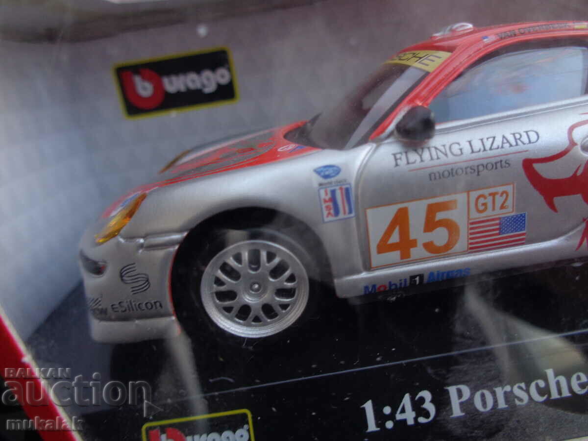 Delivery of 1:43 BBURAGO PORSCHE 911 GT 3 CARD TOY MODEL Delivery of 1:43 BBURAGO PORSCHE 911 GT 3 CARD TOY MODEL