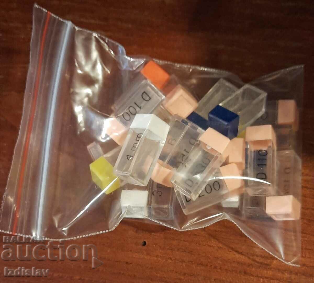 Auction  Small boxes for watch parts