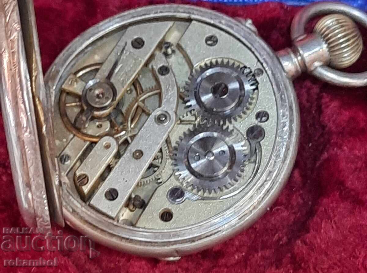 Licitație Ceas de buzunar elvețian argintiu