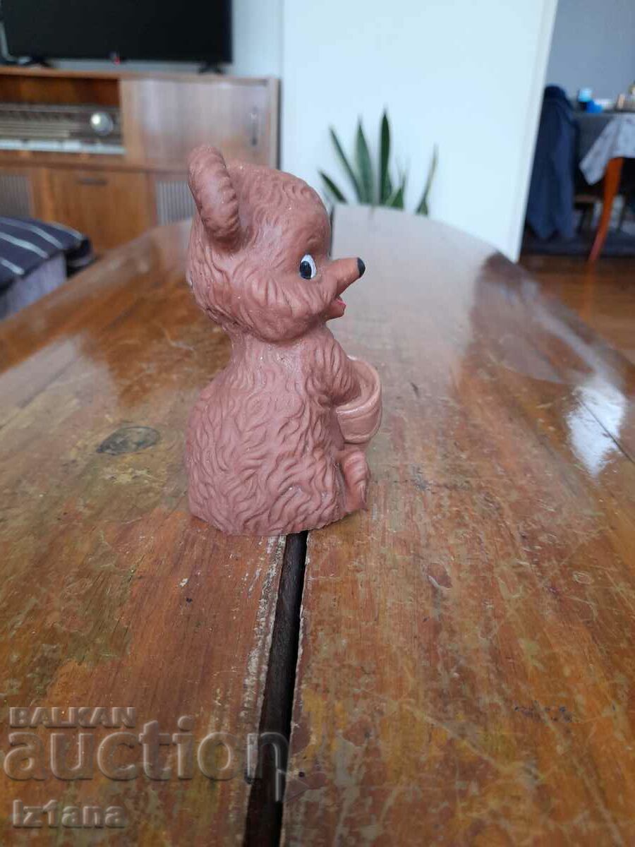 Delivery of Old rubber bear toy Delivery of Old rubber bear toy