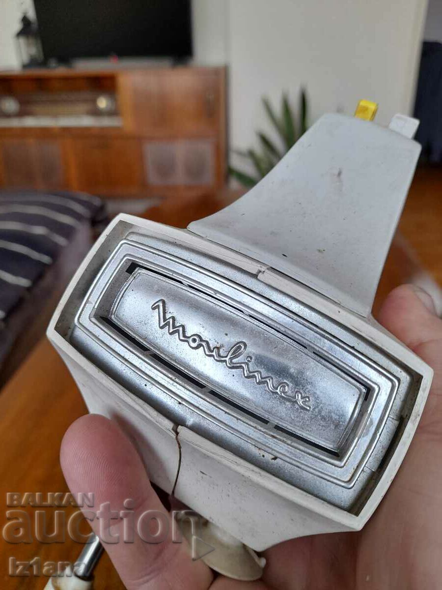 Δημοπρασία Ένα παλιό μίξερ Mulinex Δημοπρασία Ένα παλιό μίξερ Mulinex