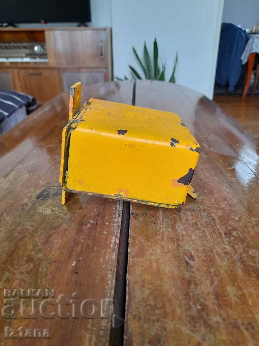 Old punch for self-checking tickets with price 70.00 BGN | € 35.79 Old punch for self-checking tickets with price 70.00 BGN | € 35.79