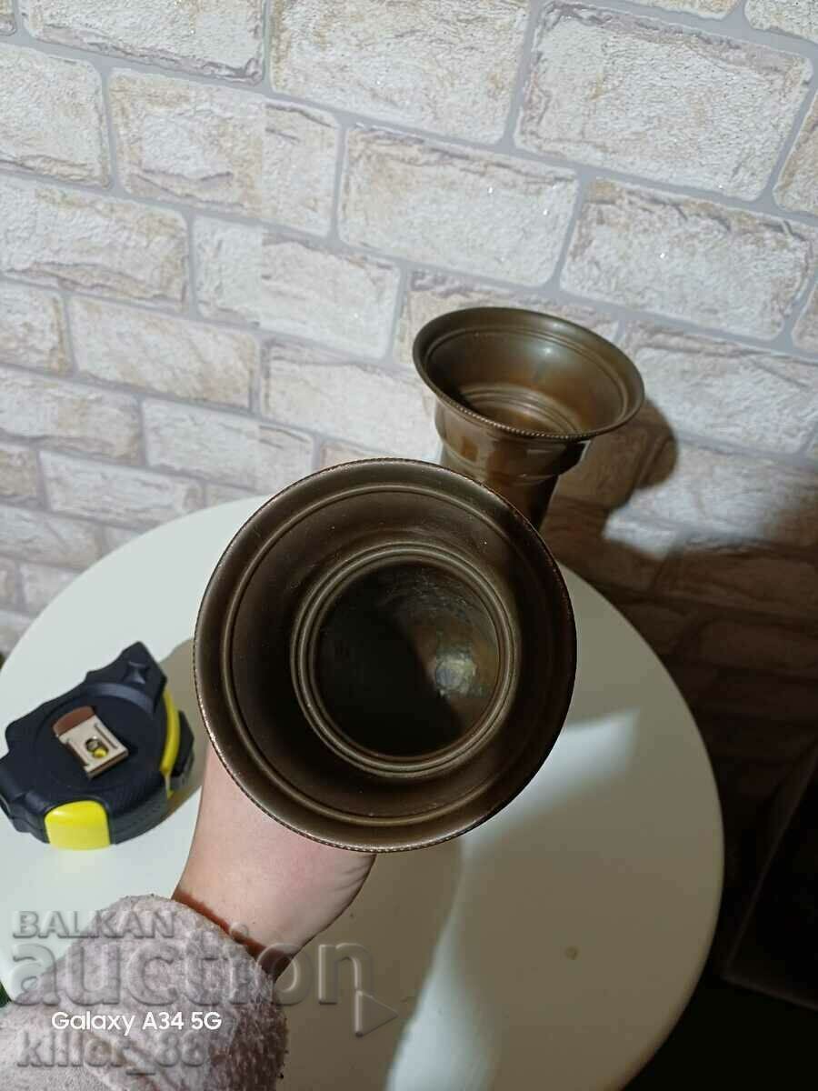 Delivery of 2 English vases Delivery of 2 English vases