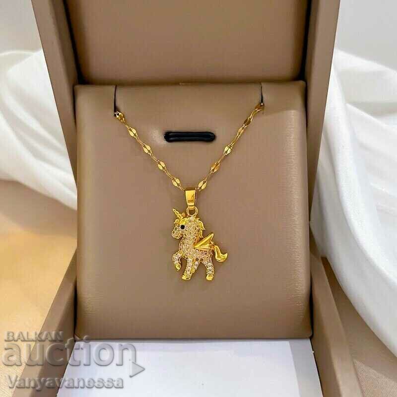 Unicorn necklace in medical steel with 18k gold plating
