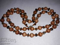 OLD LONG NECKLACE. EST. STONES, WOOD