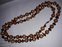 OLD LONG NECKLACE. EST. STONES, WOOD