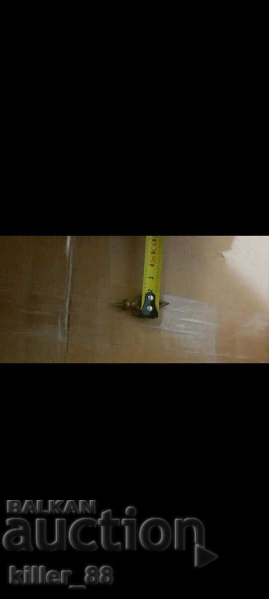 Small bronze tip with price 30.00 BGN | € 15.34 Small bronze tip with price 30.00 BGN | € 15.34