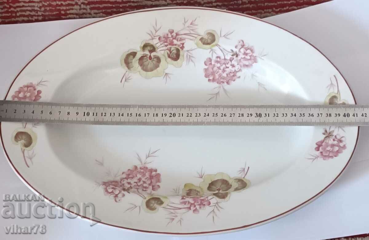 Delivery of A LARGE PLATE