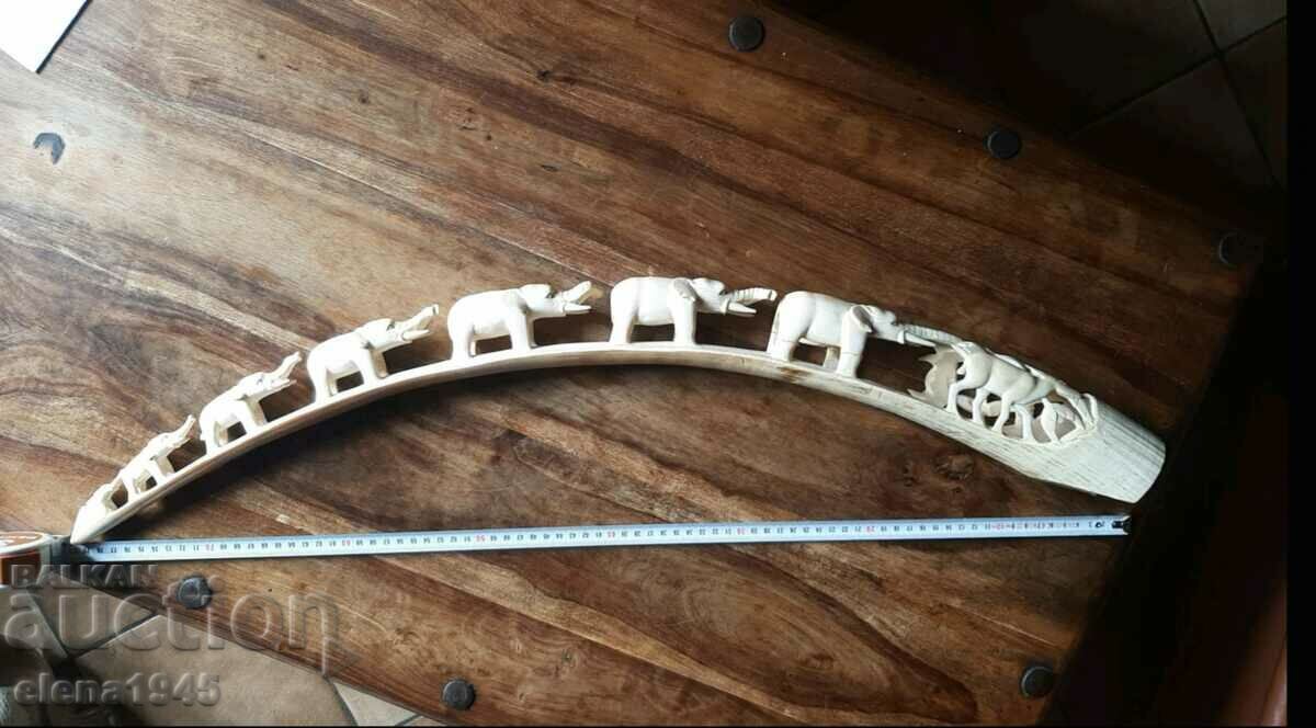 Ivory sculpture with price 2000.00 BGN | € 1022.58
