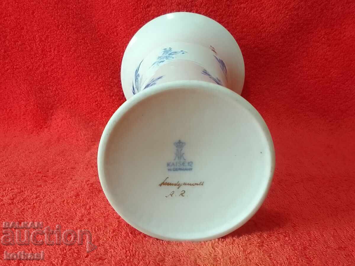 Old porcelain vase KAISER handmade - 7 Old porcelain vase KAISER handmade - 7