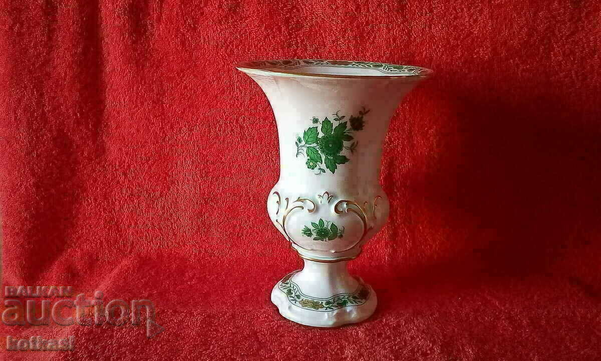 Old porcelain vase KAISER handmade Gilding