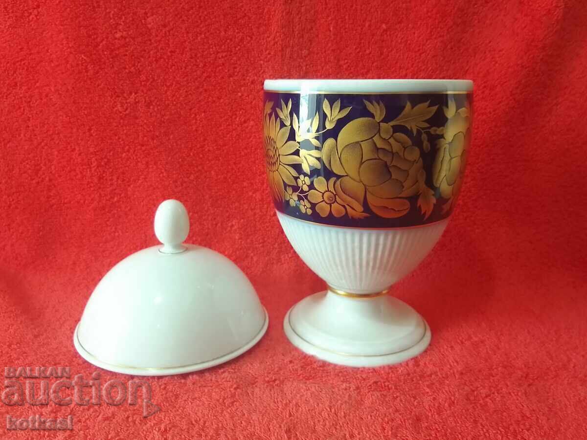 Old Porcelain Vase Urn Hutschenreuther Cobalt Gilt with price 135.50 BGN | € 69.28 Old Porcelain Vase Urn Hutschenreuther Cobalt Gilt with price 135.50 BGN | € 69.28