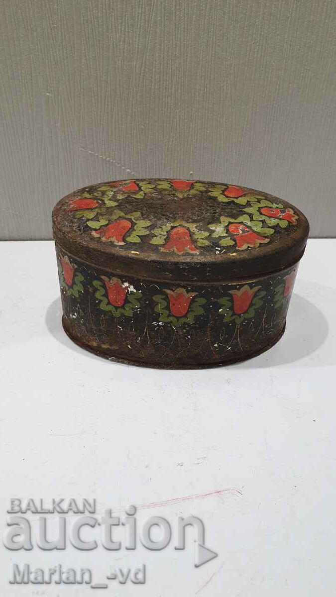 Old tin box - 7 Old tin box - 7
