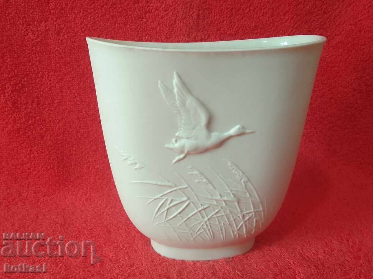 Old Rosenthal Porcelain Vase Embossed Ornaments with price 165.50 BGN | € 84.62 Old Rosenthal Porcelain Vase Embossed Ornaments with price 165.50 BGN | € 84.62