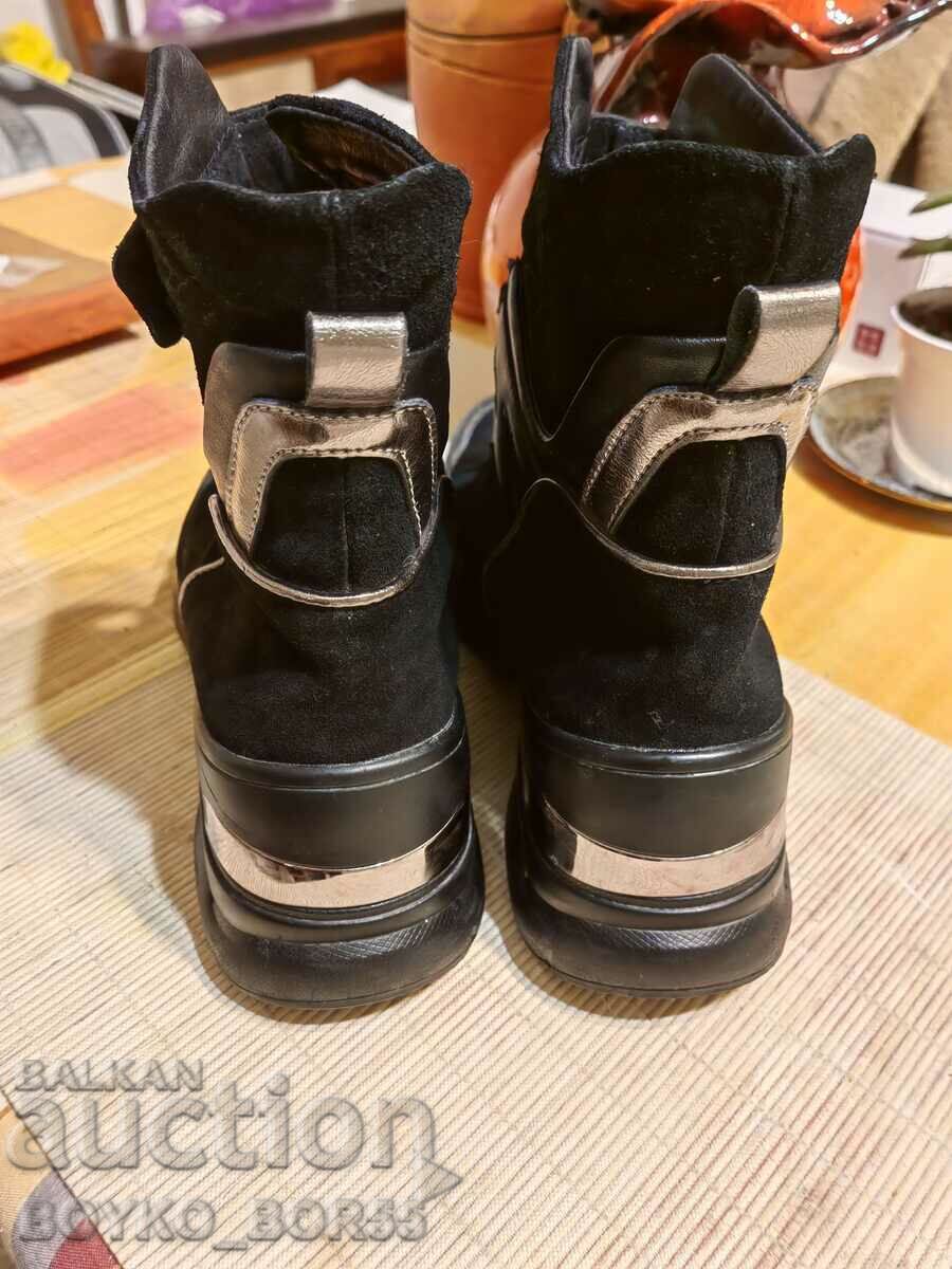 Riccardo Farini Women's Boots Model 2AF-20633 Size 40 - 7 Riccardo Farini Women's Boots Model 2AF-20633 Size 40 - 7