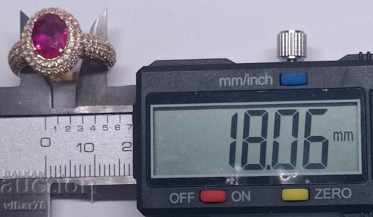 18K GOLD RING WITH RUBY - 6 18K GOLD RING WITH RUBY - 6