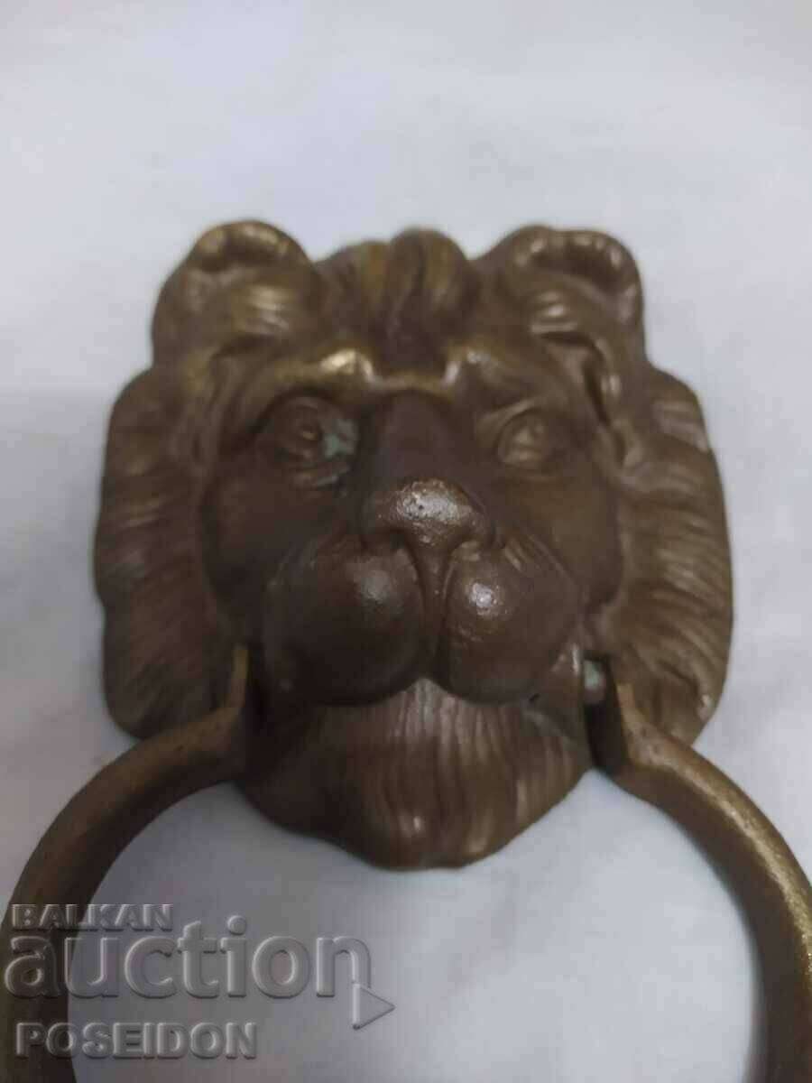 Auction DOOR KNOCK, KNOCK Auction DOOR KNOCK, KNOCK