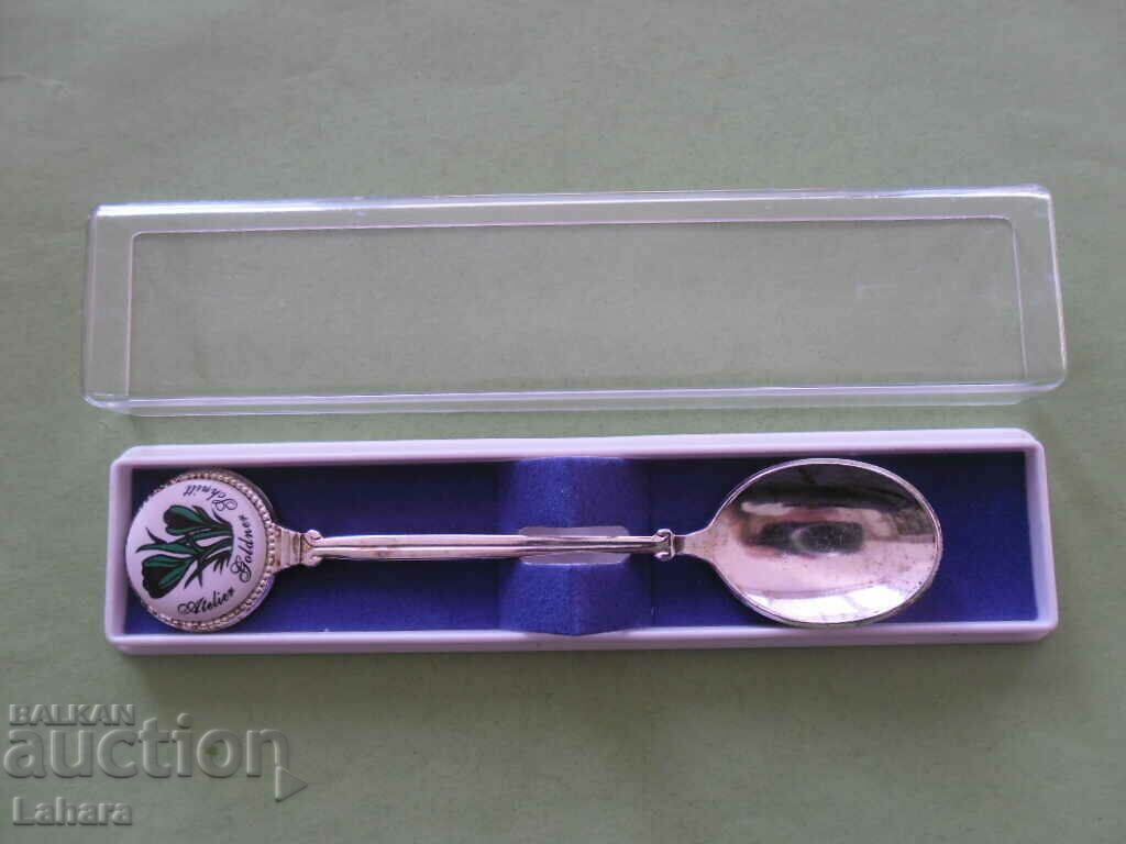 Αναμνηστικό κουτάλι, συλλεκτικό κουτάλι με τιμή € 4.09 | 8.00 BGN Αναμνηστικό κουτάλι, συλλεκτικό κουτάλι με τιμή € 4.09 | 8.00 BGN