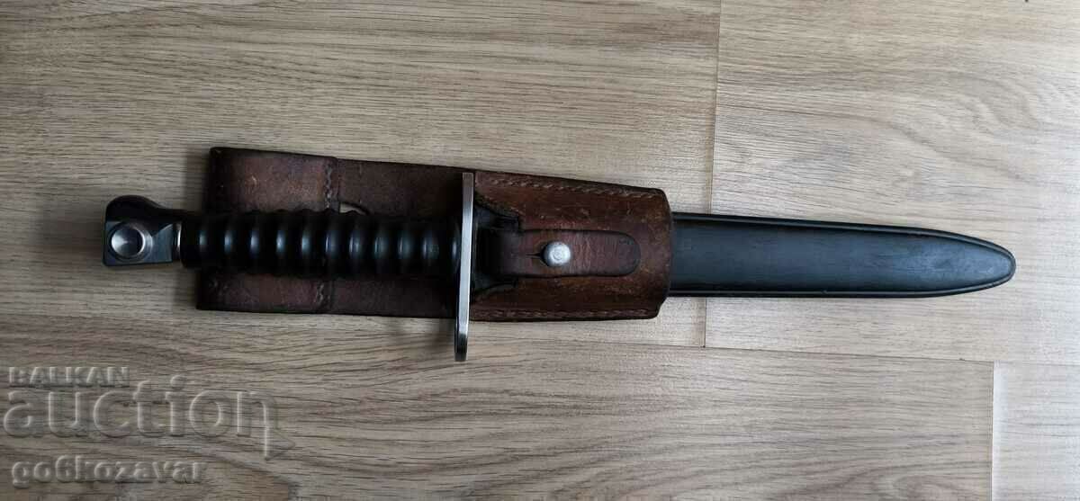 Аукцион Швейцарски щик байонет M1957 Пърфектен Колекция ! !