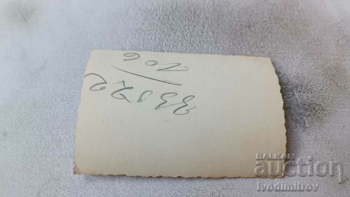 Photo Sofia Three young women on a walk with price 2.45 BGN | € 1.25 Photo Sofia Three young women on a walk with price 2.45 BGN | € 1.25