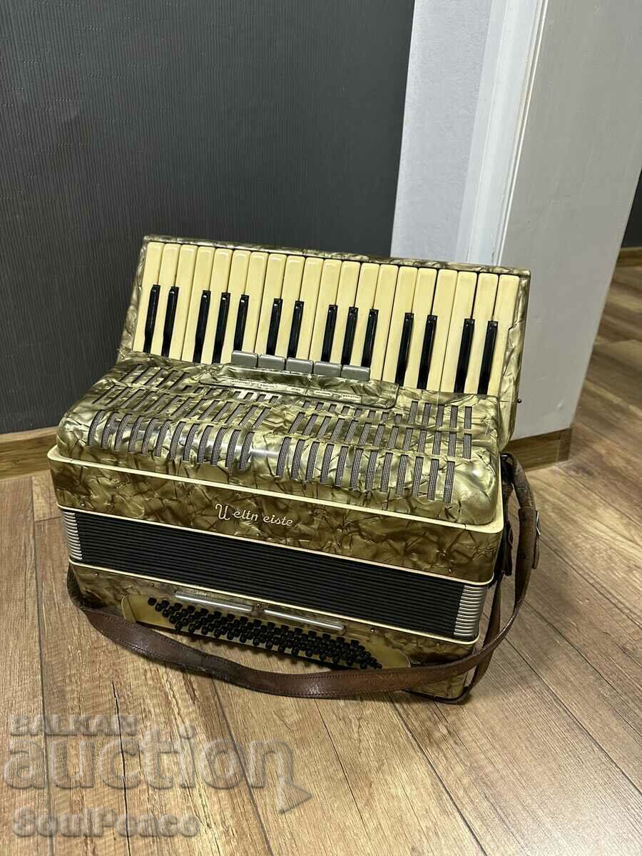 Accordion Weltmeister 80 basses