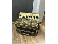 Accordion Weltmeister 80 basses