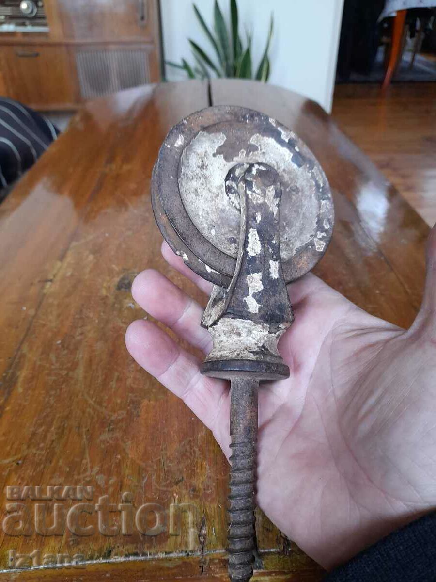 Mulinetă veche, vioară cu preț 20.00 BGN | € 10.23 Mulinetă veche, vioară cu preț 20.00 BGN | € 10.23