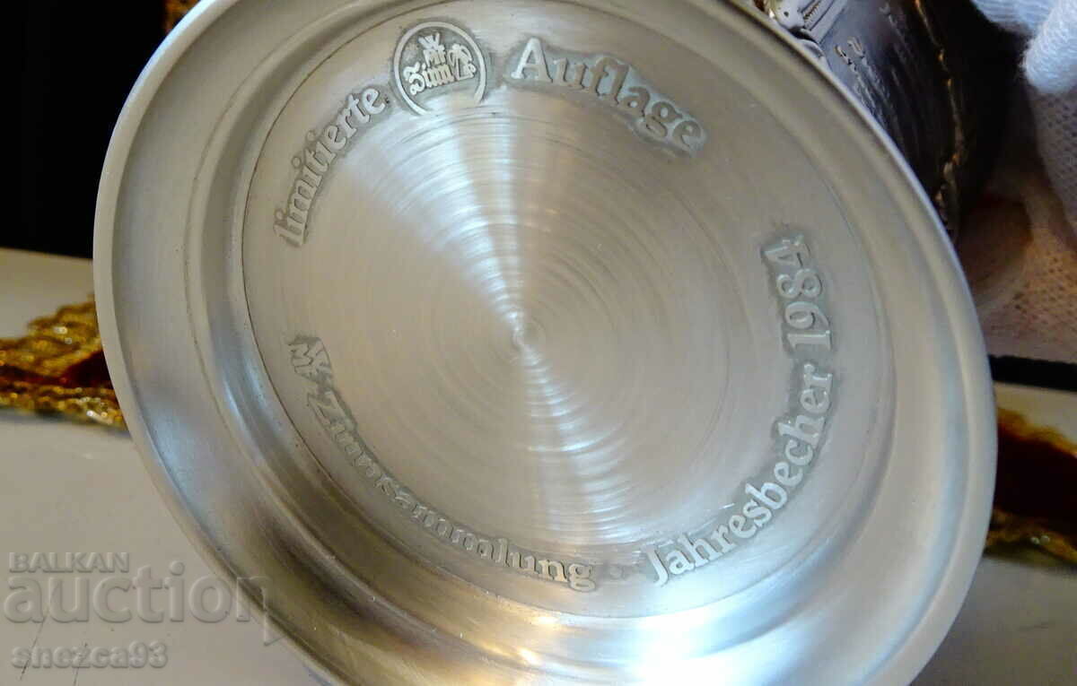 WMF pewter cup for the king of the waltz J.Strauss. - 6